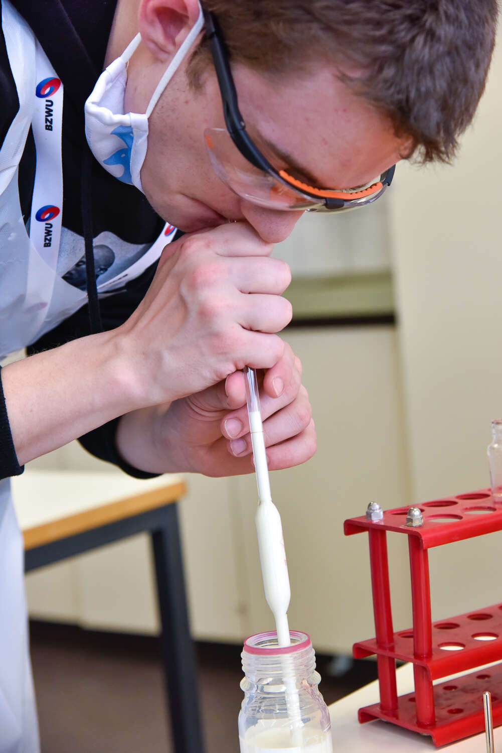Détermination de la teneur en matière grasse du lait en laboratoire.